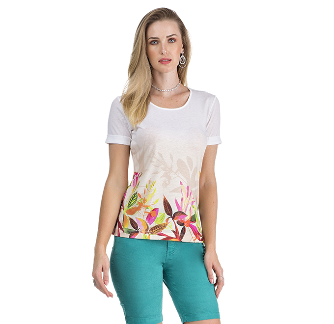 Blusa com estampa floral 