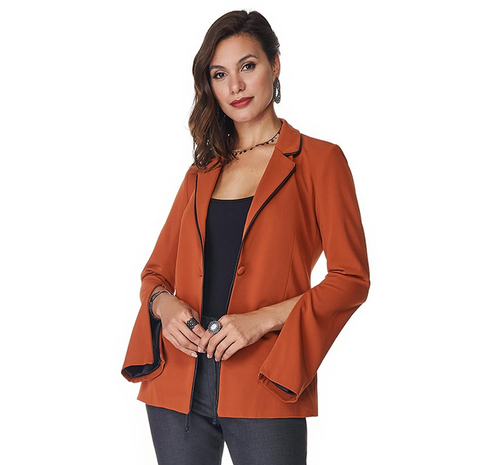 Blazer com zíper nas mangas 