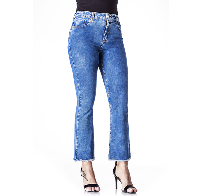 Calça jeans cropped flare 