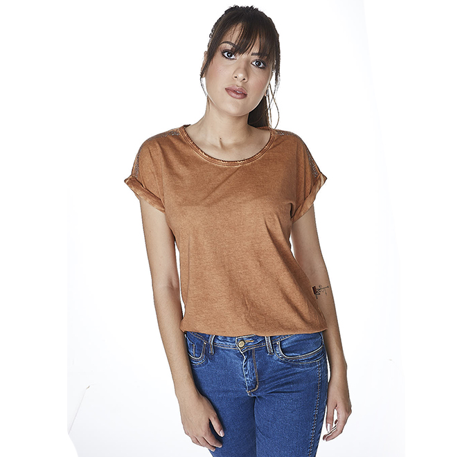 Blusa manga curta com strass