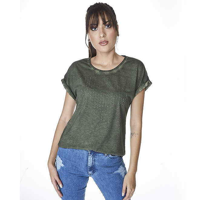 Blusa manga curta com strass no peitoral 